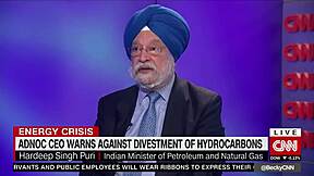 cnn milf gets banged and destroyed by singh pur in group anal