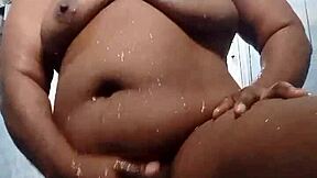 Masturbating Plump Body to Squirt in Shower