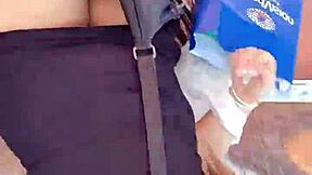 Saindo do shopping achei este lugar lindo pra me masturbar.