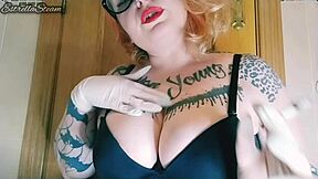 curvy spanish amateur smoking with gloves on