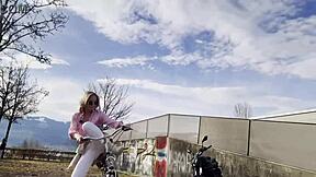 Miss Daisy Diamond's bike adventure