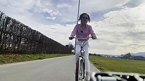 Miss Daisy Diamond's bike adventure