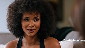 Tarot reader seduces her roommates in dorm