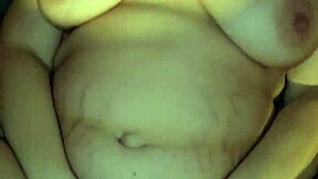 hot creampie into preggo pussy