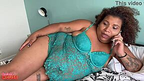 Essa bbw safada recebeu amigos marido corno pronta para foder!