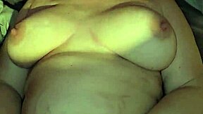 hot creampie into preggo pussy