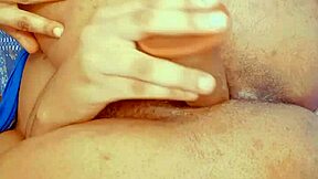 i love it hairy with anal fingering and squirting