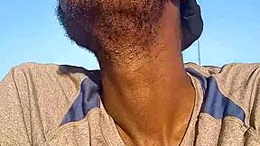 In the dorm, a mature woman seduces her father-in-law.