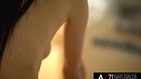 Nicole Love gets wild anal and facial after deepthroat blowjob?