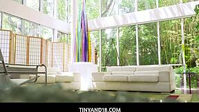 Mina Luxx Sucks Thick Cock