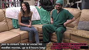 Aria Nicolen toinen leikkihetki pervot lääkäri Tampan kanssa