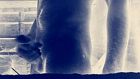 Wow, poglej ta ogromen indijski kurac, tako velik in debel, popoln za jebanje