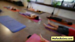 natural bsuty blonde slut enjoy big loads of hot cum during yoga classes - lindsey lakes johnny love!