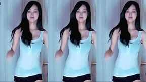 Chinese Girl Dancing Sexy Moves Makes Me Crave Her Body