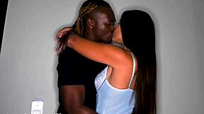 Horny woman calls BBC to break her pussy