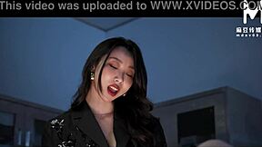 Hey, wanna see night shift nurses in wild orgy?