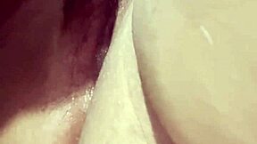 Que rico lamer el coño de una madura!