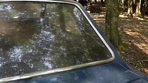 Sensual na sua caranga gets creampied in voyeur milf scene