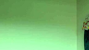 chorros de leche squirt chica muy sexy masturbandose