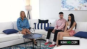 Hot Stepmom Jasmine Daze Fucks Neighbor!