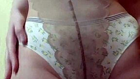 can i lick your pussy in this lezdom session?