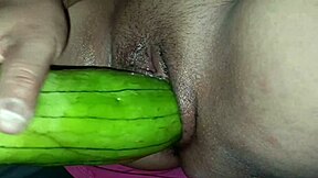 Kocamın sevgilisi sert içine boşalma alıyor