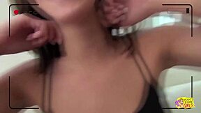 Are Dia and Molly Bored Enough for Lesbian Orgasm?