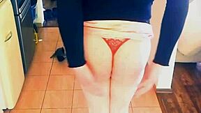 Tranny Babe Veronica Trains with Dildo