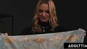 Lexi Luna Licks Hailey Rose's Pussy in Scissoring Frenzy!