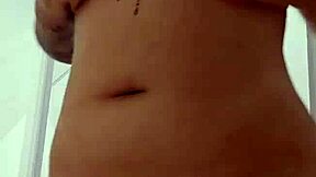 young 18+ amateur flashing to convince boyfriend to leave wife