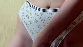 can i lick your pussy in this lezdom session?