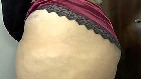 La mamá de mi amigo sends sexy culote video as Navidad gift