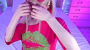 Hey, wanna see sweet Eaton ladyboy showing off feet for fetish fans on webcam tonight?