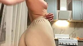 Gorgeous Girlfriend's Secret Fetish