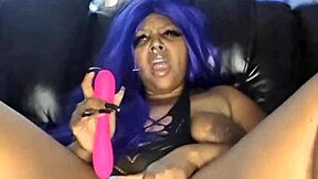 Watch Kim Ocean squirt intensely in this amateur scene?