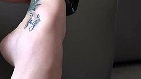 Latex Lesbianz Cunilingus Muff Diving Girl on Girl Lick Pussy Orgasm