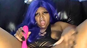 Watch Kim Ocean squirt intensely in this amateur scene?