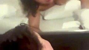 I flashed my cock to the housewife!