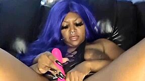 Watch Kim Ocean squirt intensely in this amateur scene?