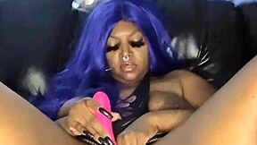 Watch Kim Ocean squirt intensely in this amateur scene?