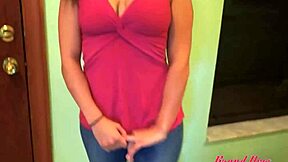 Kinky brunette Maria sucks and rides cock. She gets a facial 😏