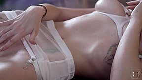 Every christmas he tells me to turn on the camera and enjoy his huge tasty cock