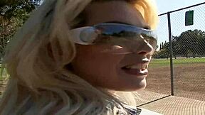 Kylie Reese Hunts Lesbian Teens 18+