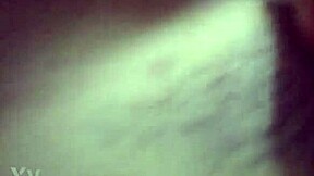 Naváděcí sání kundy vede k tvrdému análnímu šukání prdele