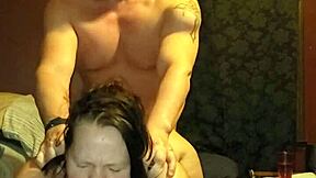 I give a deep blowjob experience