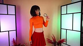 Wonder Woman Or Leeloo? Sexy Cosplay Try-On By Hannahjames710