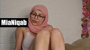 mia niqab wife shakes her ass in panties while riding rough, you watching?