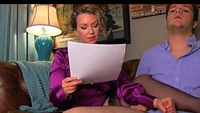 படிக்கும் மகனுடன் பாச்சியை காட்டி அரிப்பேத்தி பூலு ஆட்டும் அம்மா tamil sex