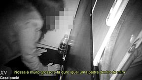 glory hole - transei com um dotado do pau grosso dentro da cabine, girlfriend couple crossdressing amateurs friend wife