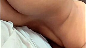 RoseRedVIP Achieves Real Orgasm with Wet Pussy During Anal Assfucking